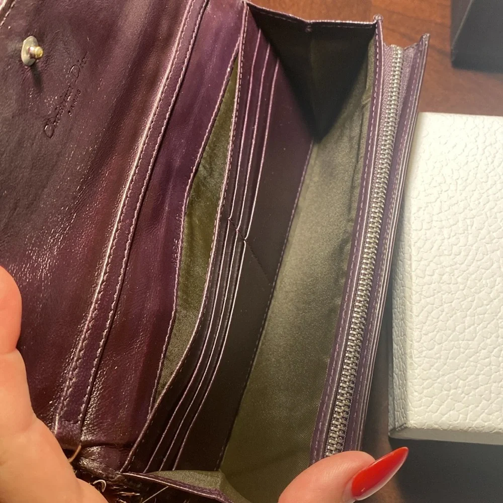 💎Christian Dior, purple patent leather wallet on chain 💎